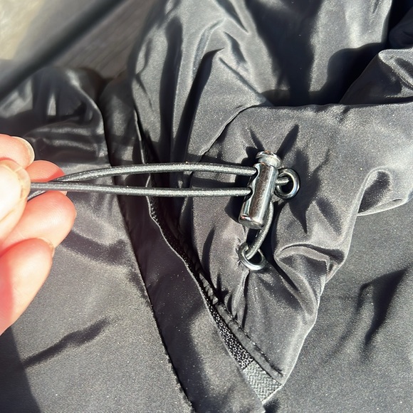 Steve Madden - Picture 2 of 7